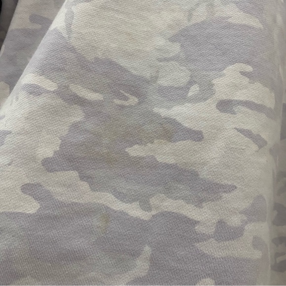 LULULEMON Perfectly Oversized Crew in Igcognito Camo Alpine White Multi - Picture 8 of 11